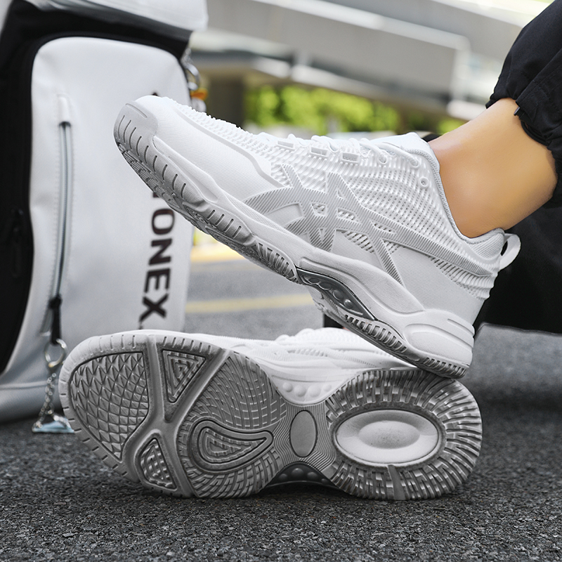 New badminton shoes beef tendo - Badminton Player 评论和价格